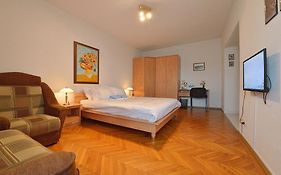 Atlas Accommodation Studio Romana De Lux